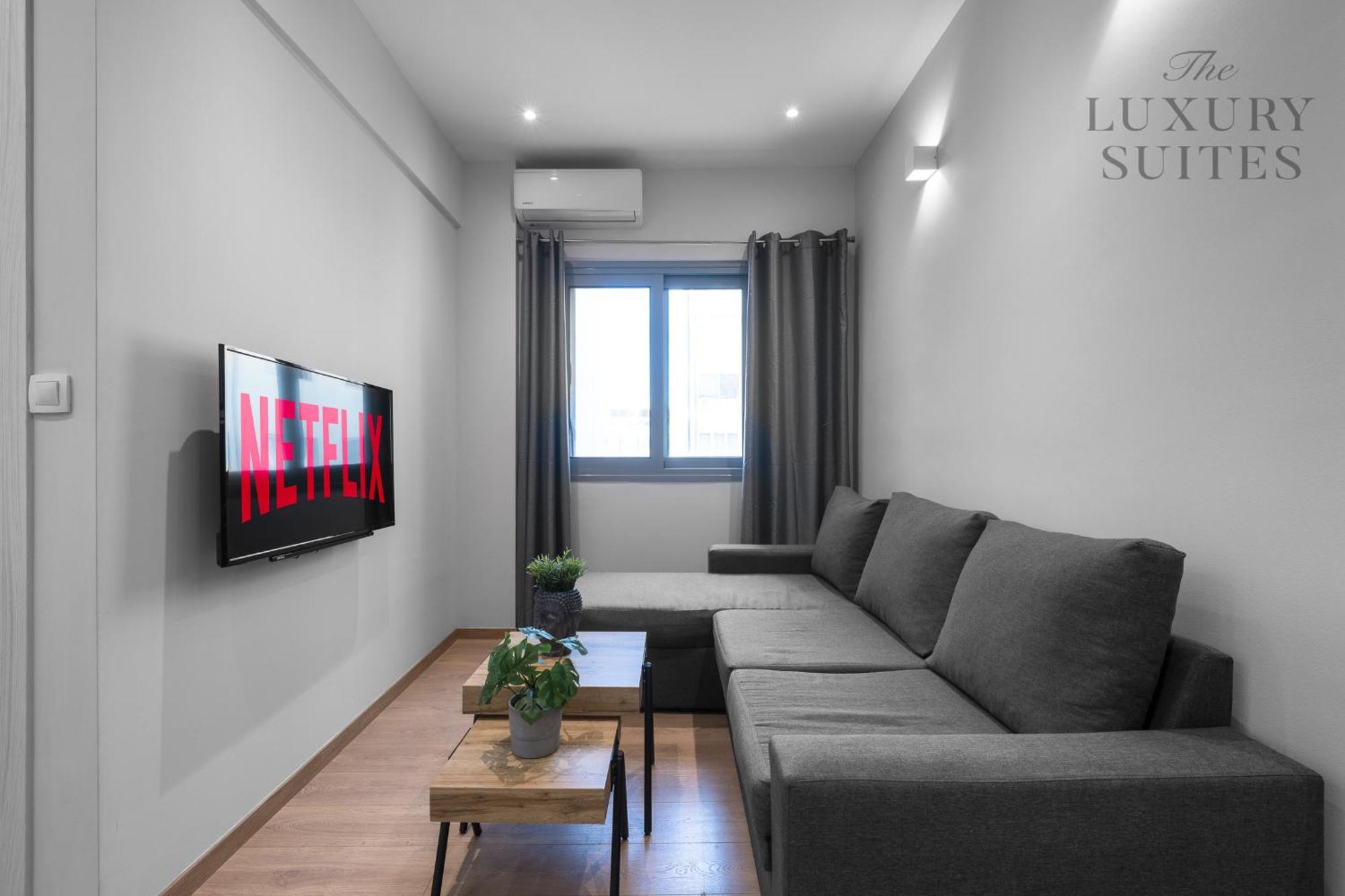 Aelia Apartments, The Luxury Apartment *